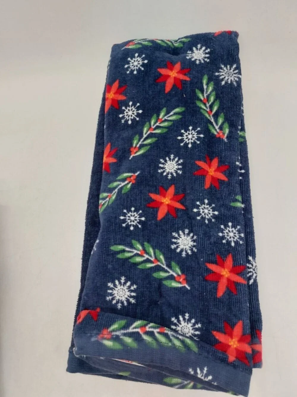 Christmas Kitchen dish towels Set of 2 Each Lot Of 3 NWT Various Brands